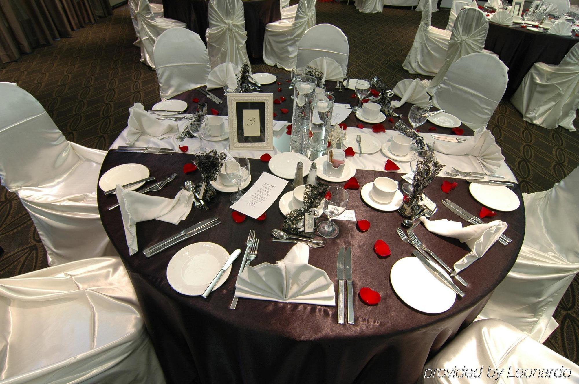Delta Hotels By Marriott Edmonton Centre Suites Restaurante foto
